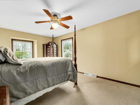 455 S Hickory Ave, Bartlett, IL 60103 photo 11
