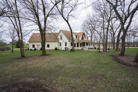 2608 Whiteoak Ct, Mchenry, IL 60050 photo 2