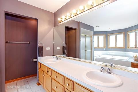 10513 Sharon Ln, Mokena, IL 60448 photo 14
