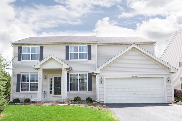 25216 Soldier Ct, Plainfield, IL 60544 photo 2
