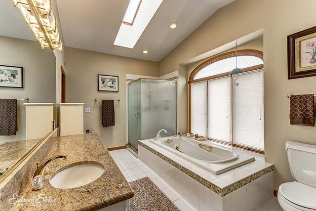 3407 W Fairway Dr, Mchenry, IL 60050 photo 9
