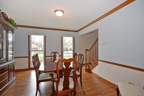 2054 Richton Dr, Wheaton, IL 60189 photo 7