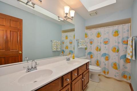 2054 Richton Dr, Wheaton, IL 60189 photo 20