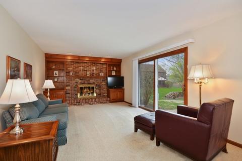 2054 Richton Dr, Wheaton, IL 60189 photo 8