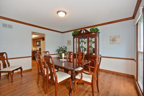 2054 Richton Dr, Wheaton, IL 60189 photo 6
