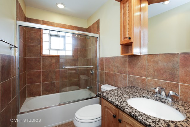 37 W038 Brookside Dr, Elgin, IL 60124 photo 11