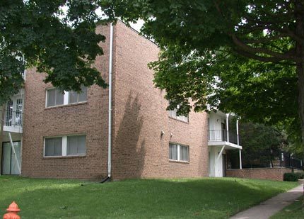 202 E White St, Champaign, IL 61820 photo 2