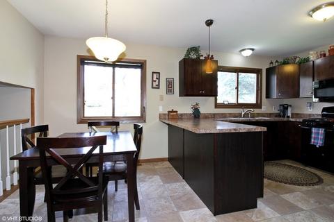 3406 W Lorient Dr, Mchenry, IL 60050 photo 3