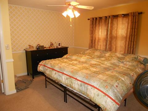 869 Orange St, Elgin, IL 60123 photo 8