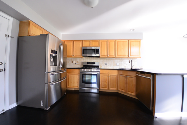 1268 Horseshoe Ct, Bartlett, IL 60103 photo 6