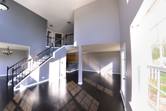 1268 Horseshoe Ct, Bartlett, IL 60103 photo 4