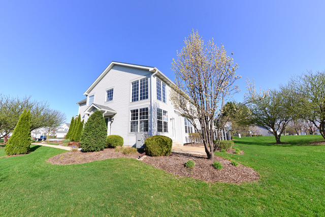 1268 Horseshoe Ct, Bartlett, IL 60103 photo 22