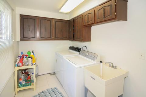 3945 Michael Ln, Glenview, IL 60026 photo 21