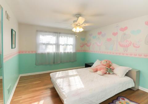 3945 Michael Ln, Glenview, IL 60026 photo 5