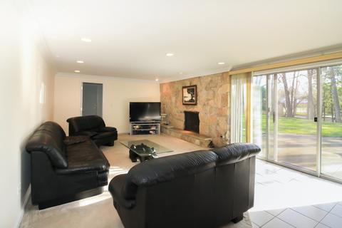 3945 Michael Ln, Glenview, IL 60026 photo 19