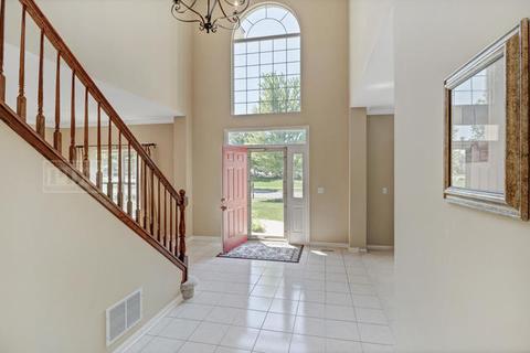 1001 Par Dr, Algonquin, IL 60102 photo 11