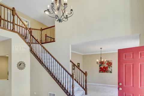1001 Par Dr, Algonquin, IL 60102 photo 8