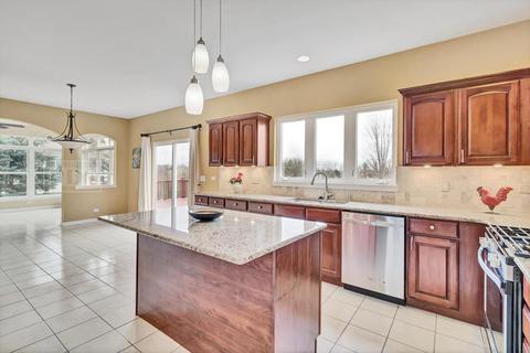 1001 Par Dr, Algonquin, IL 60102 photo 20