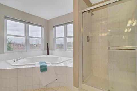 1001 Par Dr, Algonquin, IL 60102 photo 40