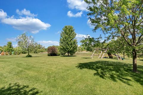 1001 Par Dr, Algonquin, IL 60102 photo 6