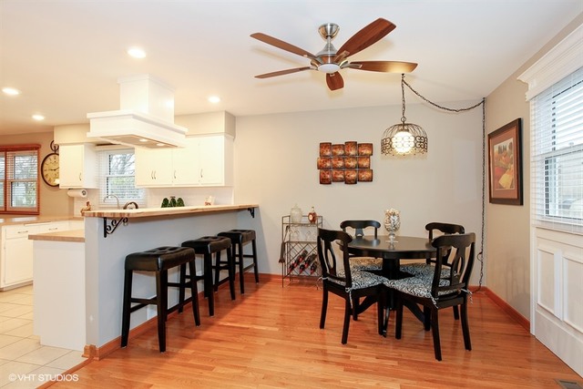 6 S045 Westwind Dr, Naperville, IL 60563 photo 4