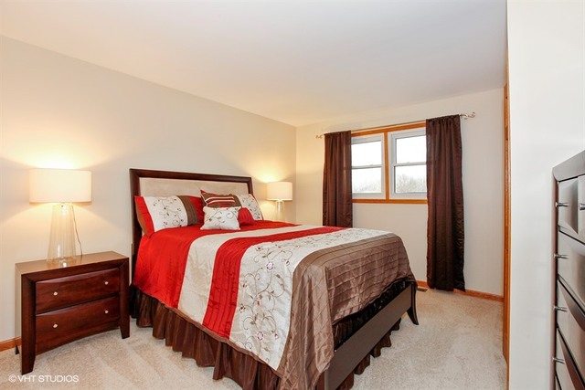 6 S045 Westwind Dr, Naperville, IL 60563 photo 13
