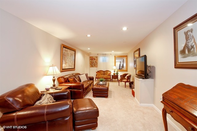6 S045 Westwind Dr, Naperville, IL 60563 photo 17