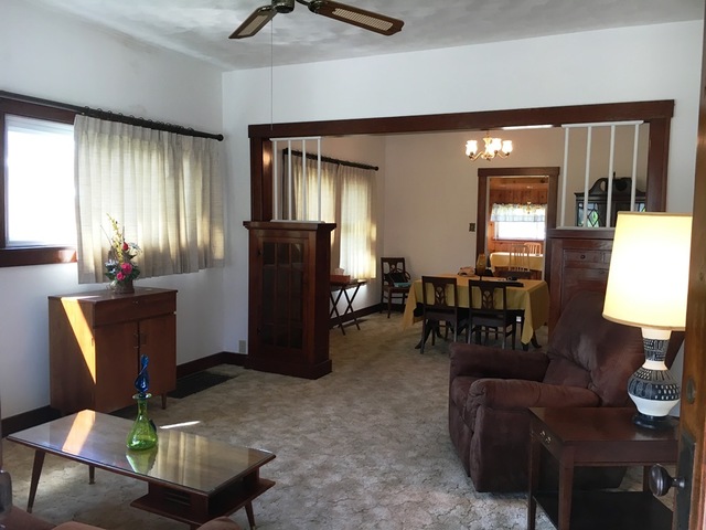 611 Assembly Pl, Dixon, IL 61021 photo 3