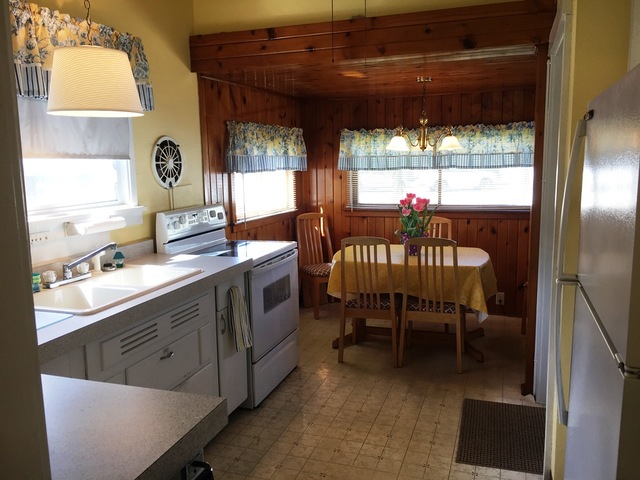 611 Assembly Pl, Dixon, IL 61021 photo 5