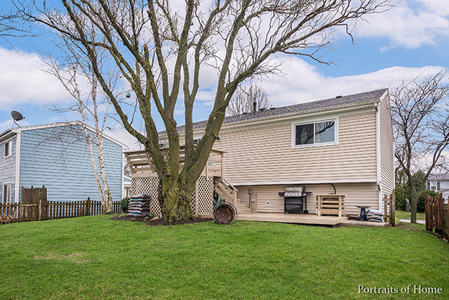 485 Hampton Ln, Roselle, IL 60172 photo 13