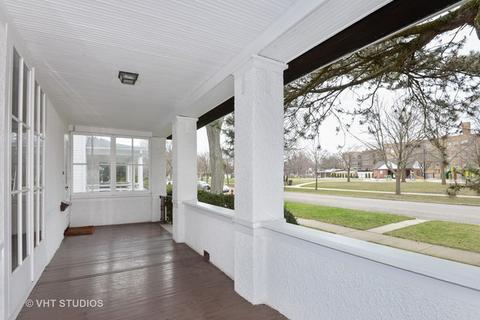 548 Forest Ave, Evanston, IL 60202 photo 2