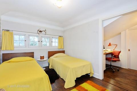 548 Forest Ave, Evanston, IL 60202 photo 14