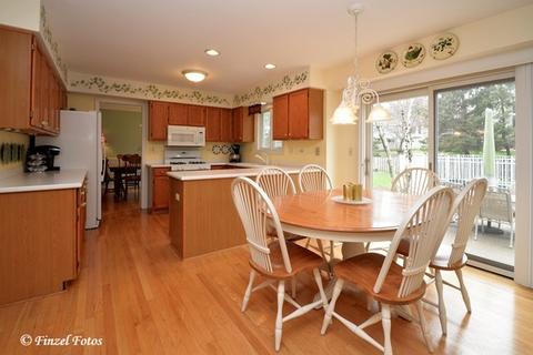 20 Hampton St, Cary, IL 60013 photo 6