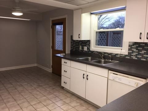 328 E Walnut St, Roselle, IL 60172 photo 12