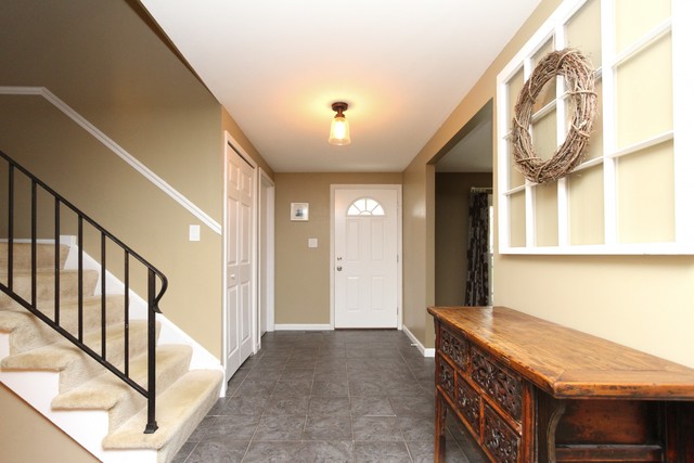 1734 Epping Pl, Schaumburg, IL 60194 photo 2
