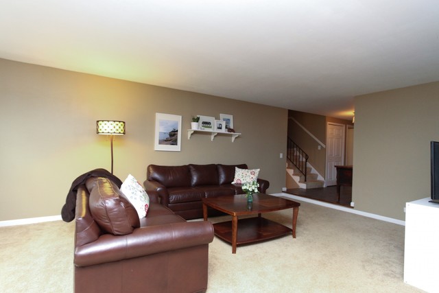 1734 Epping Pl, Schaumburg, IL 60194 photo 5