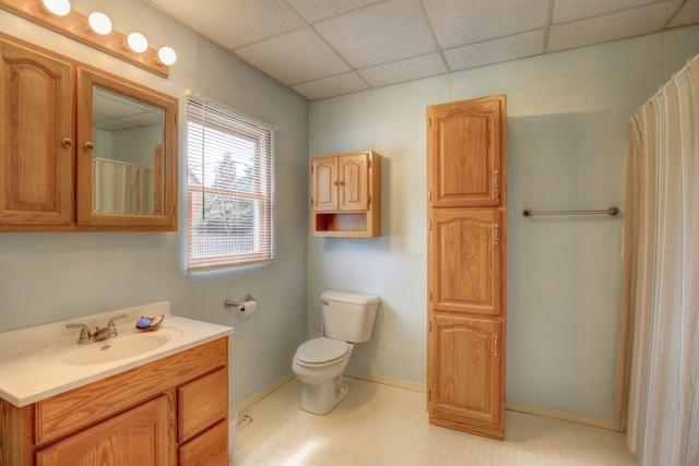 106 E North St, Mansfield, IL 61854 photo 11