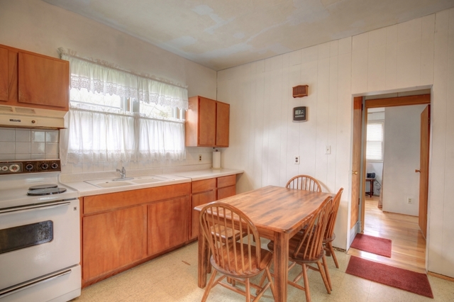 106 E North St, Mansfield, IL 61854 photo 5