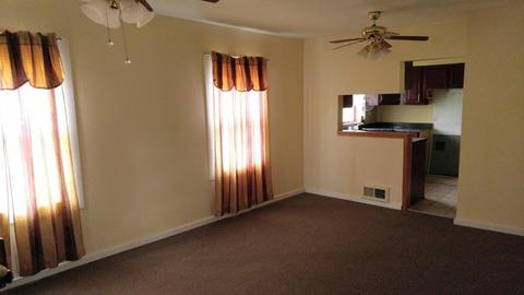 1050 Logan Ave, Elgin, IL 60120 photo 2