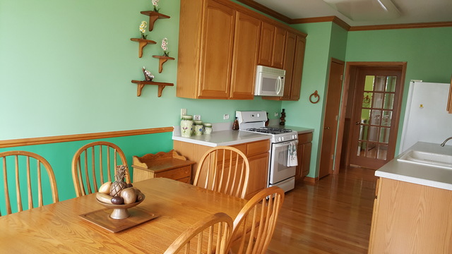 4130 Whitehall Ln, Algonquin, IL 60102 photo 15