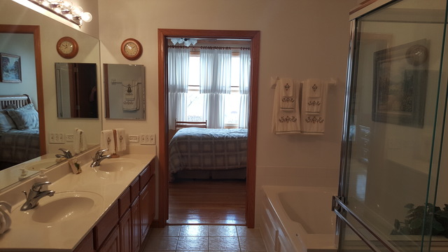4130 Whitehall Ln, Algonquin, IL 60102 photo 11