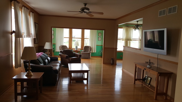 4130 Whitehall Ln, Algonquin, IL 60102 photo 6