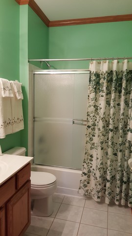 4130 Whitehall Ln, Algonquin, IL 60102 photo 13