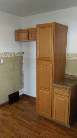 912 Douglas St, Morris, IL 60450 photo 5