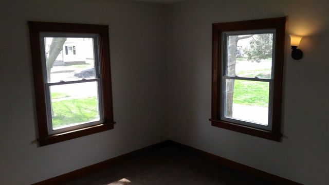 912 Douglas St, Morris, IL 60450 photo 6