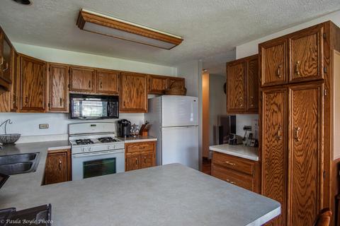 2203 Daffodil Dr, Crest Hill, IL 60403 photo 9