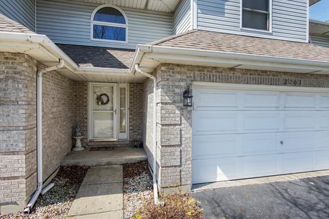 2203 Daffodil Dr, Crest Hill, IL 60403 photo 3