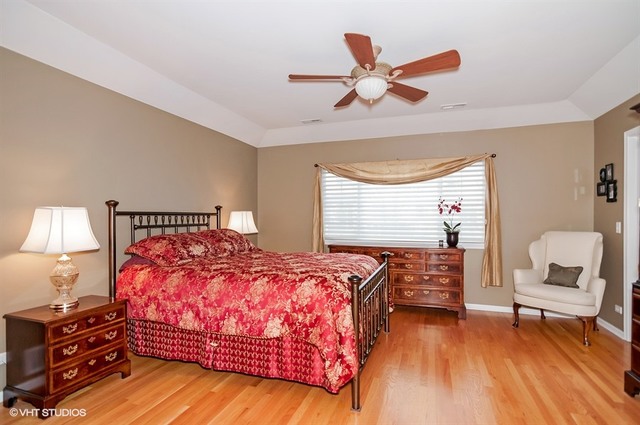 1296 Timberline Dr, Bartlett, IL 60103 photo 8