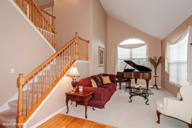 1296 Timberline Dr, Bartlett, IL 60103 photo 2