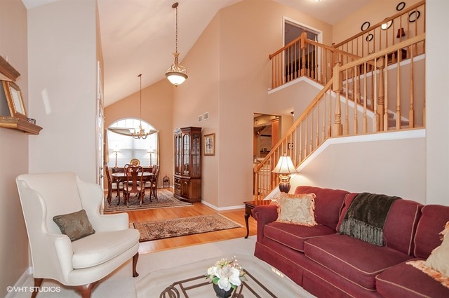 1296 Timberline Dr, Bartlett, IL 60103 photo 3